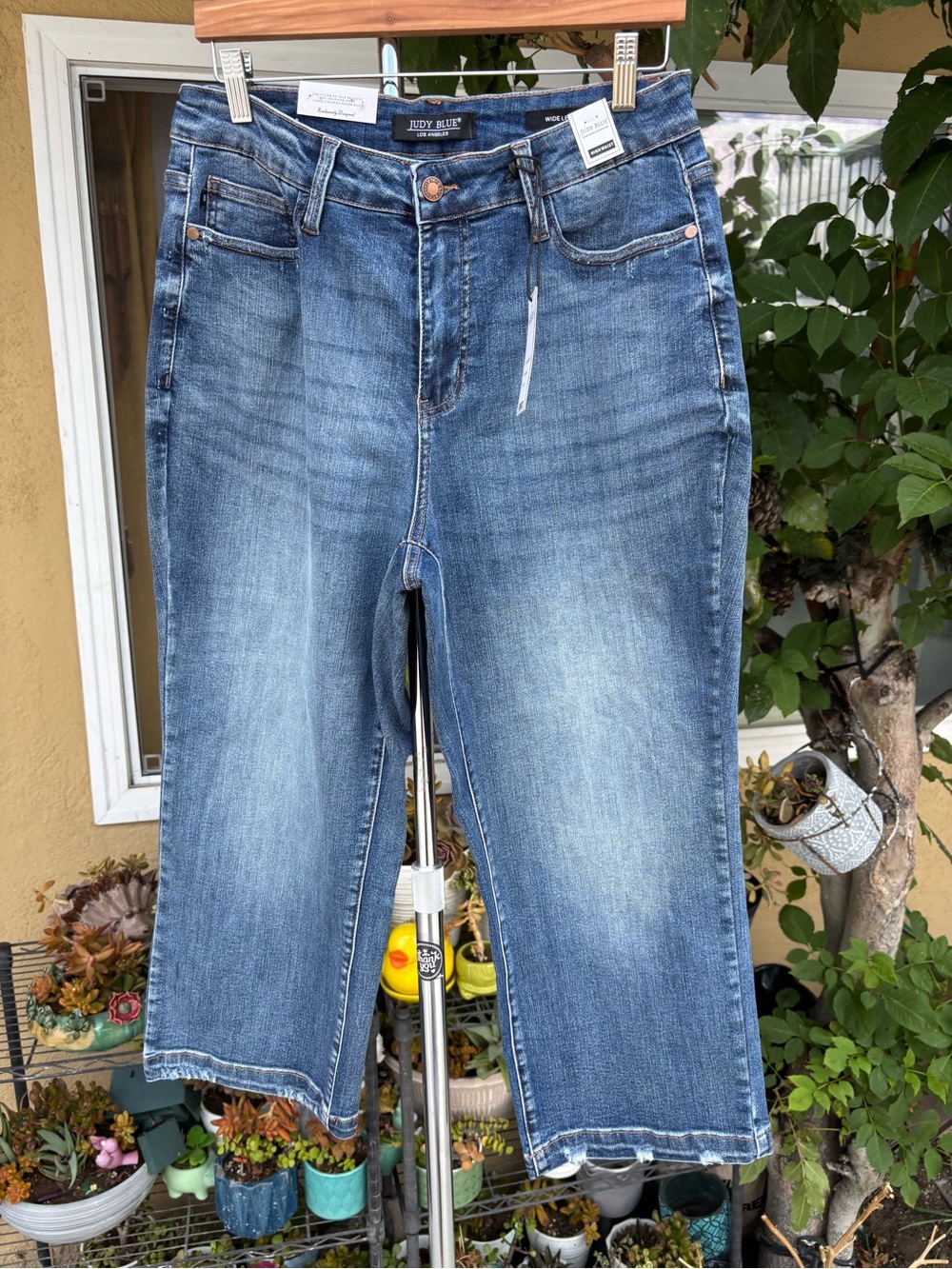 Judy Blue Wide Leg High Waist Cropped Med Wash Stretch Denim Jeans Size 14W